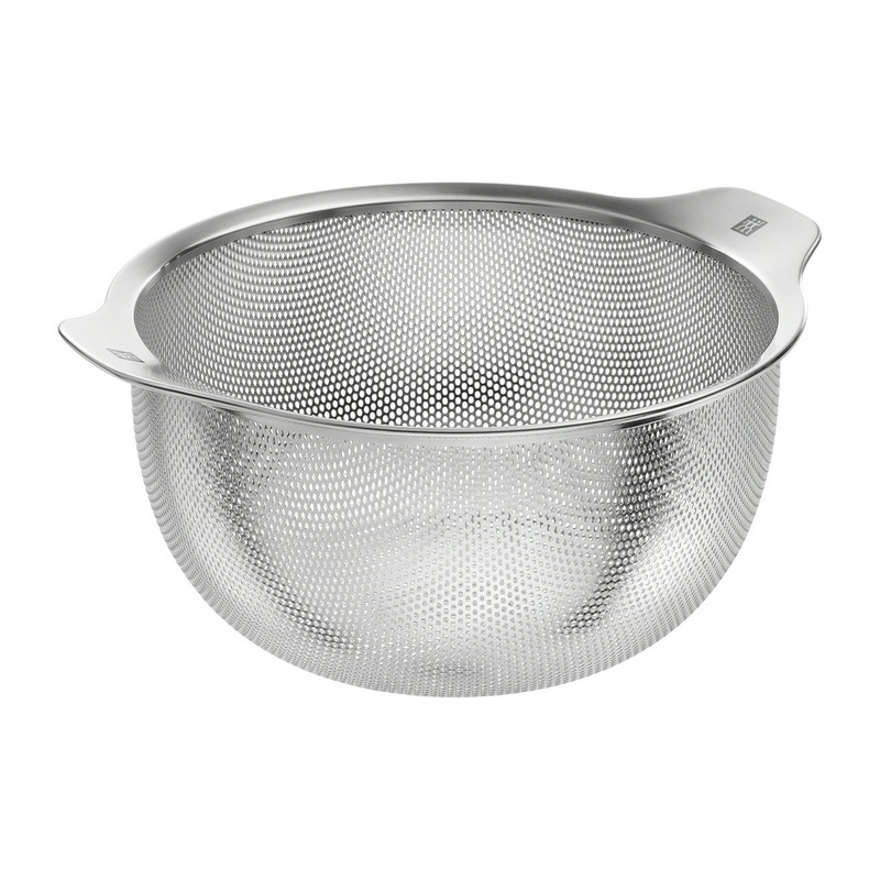 Accessories  – 9.4″ 18/10 Stainless Steel Strainer – Large