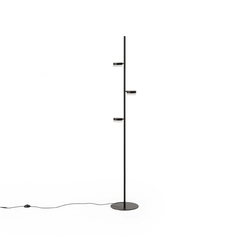 Row Floor Lamp – Black