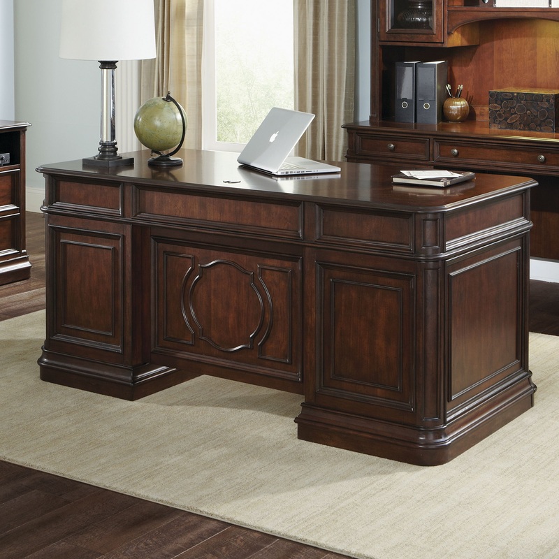 Brayton Manor – Jr Executive Desk – Dark Brown