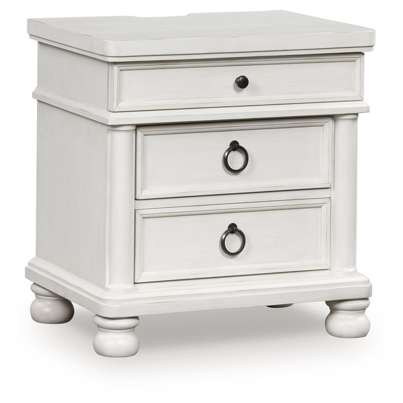 Rowlenstown – Three Drawer Night Stand
