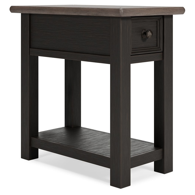 Tyler Creek – Black / Gray – Chair Side End Table