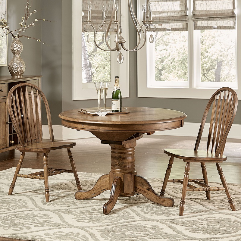 Carolina Crossing – Pedestal Table Set