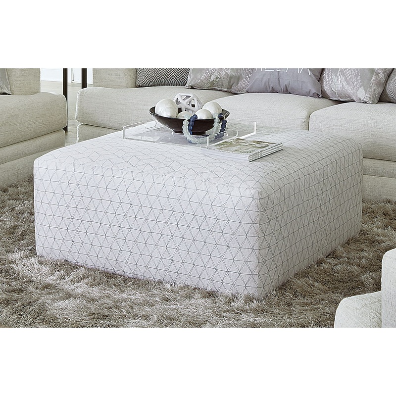Zeller – Cocktail Ottoman – Spa