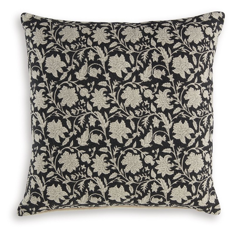 Alanderson – Pillow