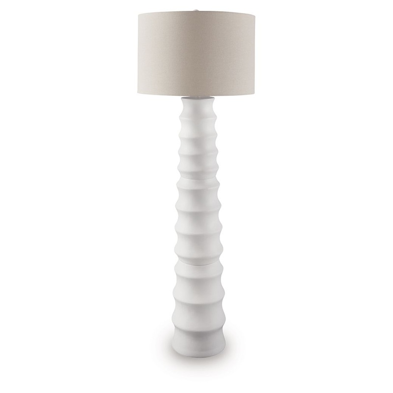 Veraleigh – Poly Lamp