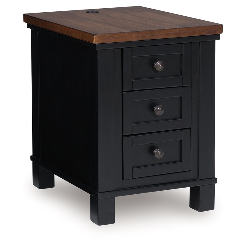 Wildenauer – Brown / Black – Chair Side End Table