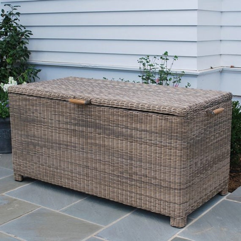 Sag Harbor Cushion Box