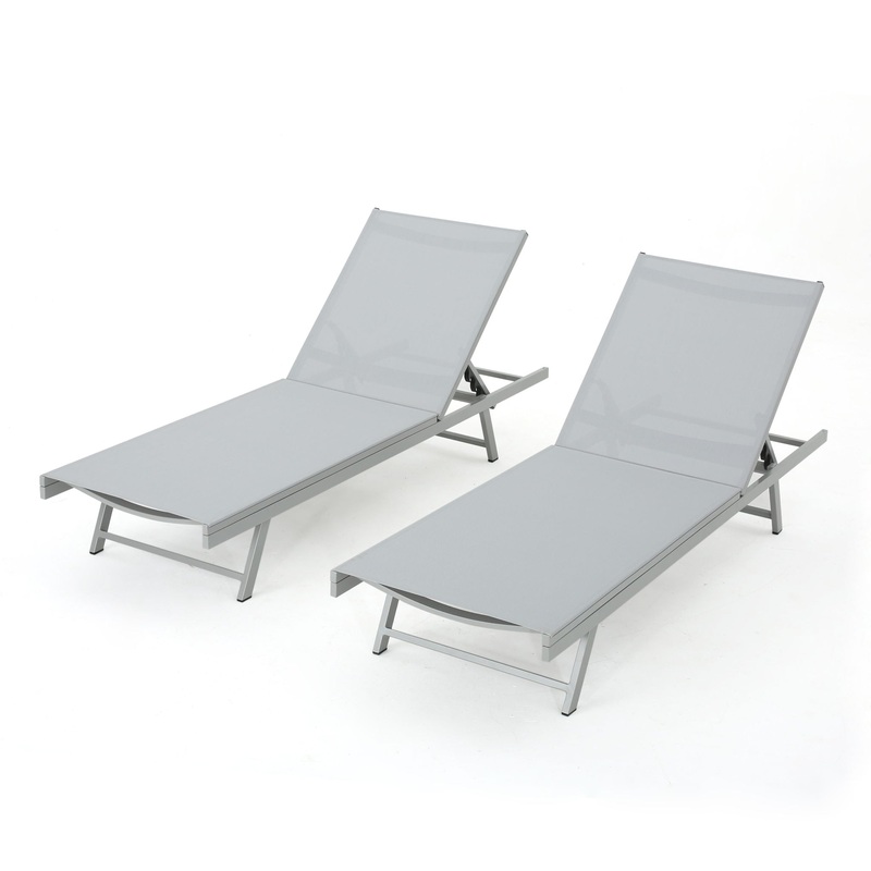 Salton – Chaise Lounge Outdoor Relaxation
