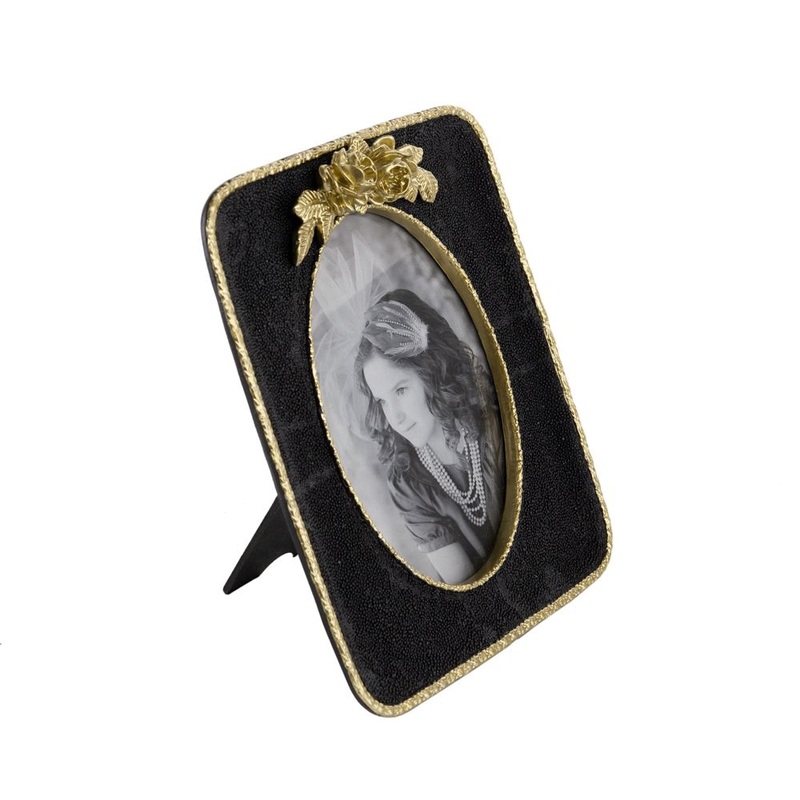 Vintage Photo Frame – Gold / Black