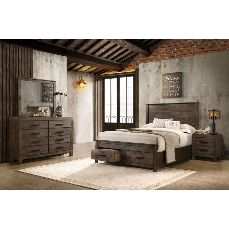 Woodmont 4-piece Eastern King Bedroom Set Golden Brown
