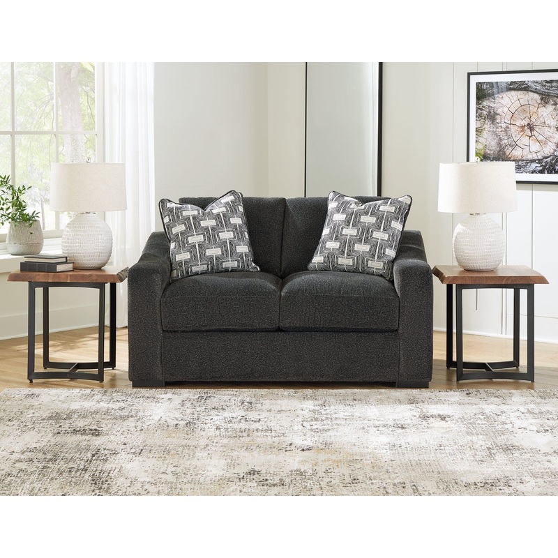Wryenlynn Loveseat