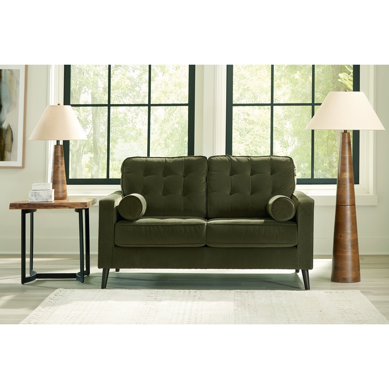 Reveon Lakes Loveseat